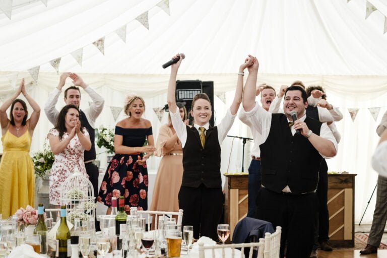 singing waiters at tunnels beach wedding